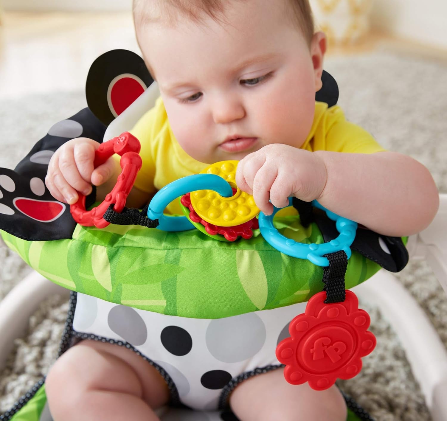 Fisher-Price Portable Baby Chair Sit-Me-Up Floor Seat with Developmental Toys and Crinkle & Squeaker Seat Pad, Panda Paws