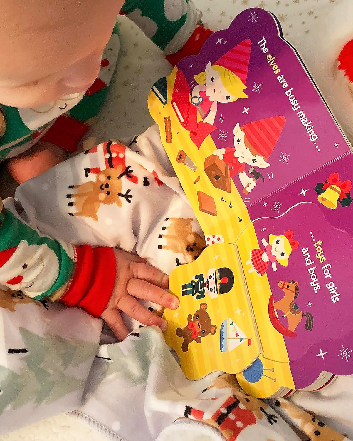 Babies Love Christmas: Lift-A-Flap Board Book