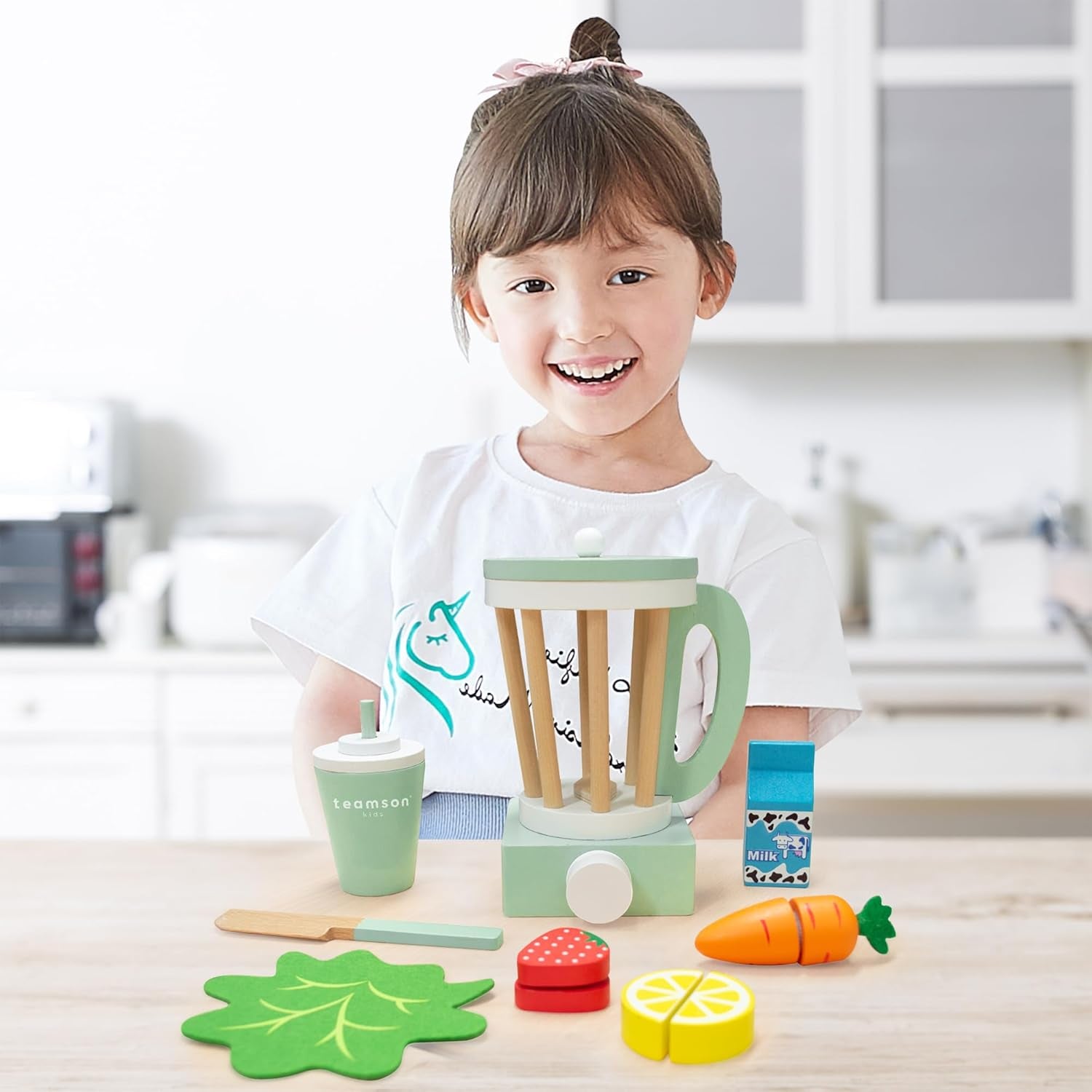 Teamson Kids Play Kitchen Accessories Little Chef 13 Piece Wooden Smoothie Blender Set with Cutting Fruit, Ingredients and To-Go Cup with Straw