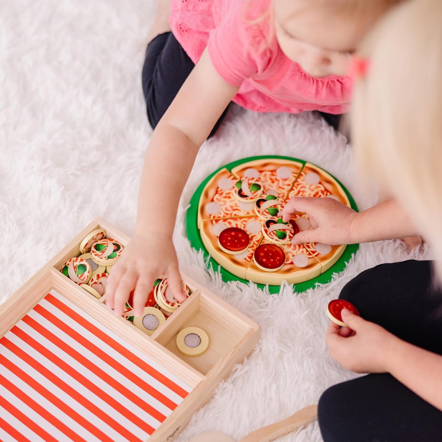 Melissa & Doug Wooden Pizza Party Play Food Set with 36 Toppings