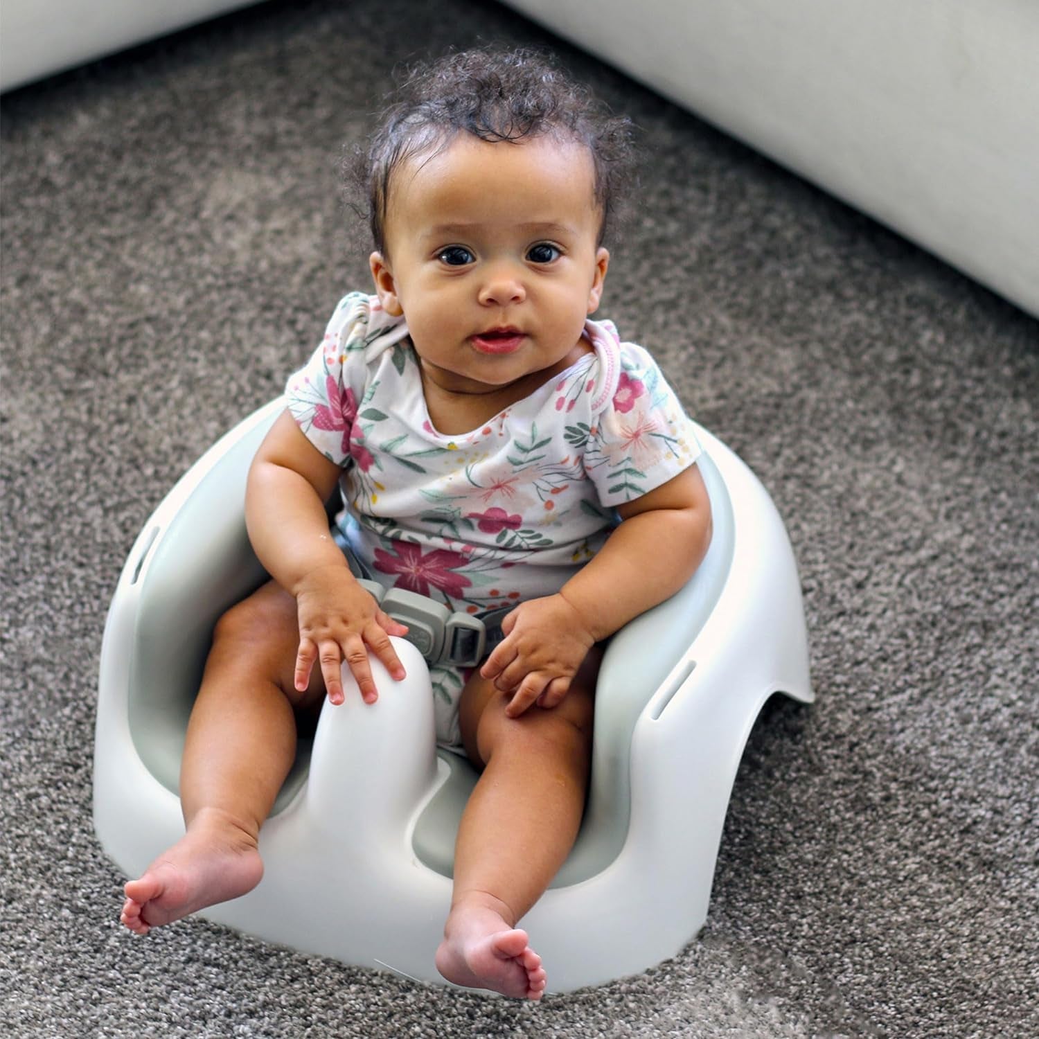 Bumbo Floor Seat Lite Combo – Portable Baby Booster Chair with Tray, Floor Seat for Feeding and Playtime, Extra Legroom for Bigger Babies, Cool Grey