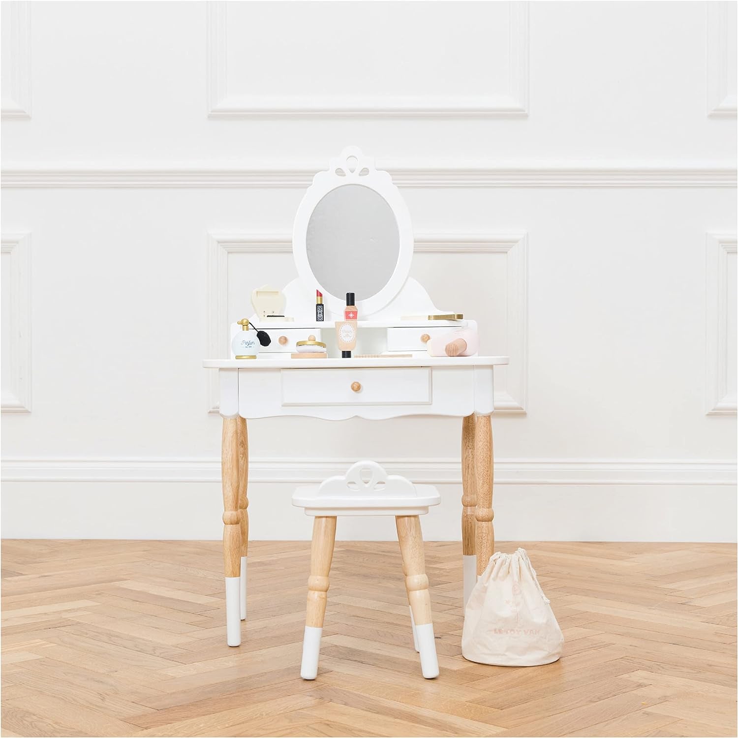 Le Toy Van - Wooden Vanity Table with Vanity Mirror and Vanity Chair - Bedroom Furniture - Victorian Style Oval Dressing Table Mirror - Desk with Drawers and Vanity Stool - Kids Aged 3 Years +