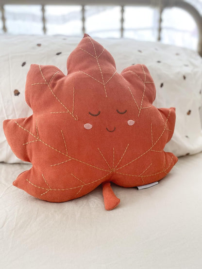 MON AMI Maple Leaf Accent Decor Plush Pillow – 16”, Huggable Leaf Shaped Pillow, Decorative Cushion for Child’S Bed or Couch, Hook for Wall Hanging, Great